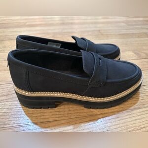 TOMS Women’s Black Platform Loafers • Size 8.5W • Chunky Lug Sole